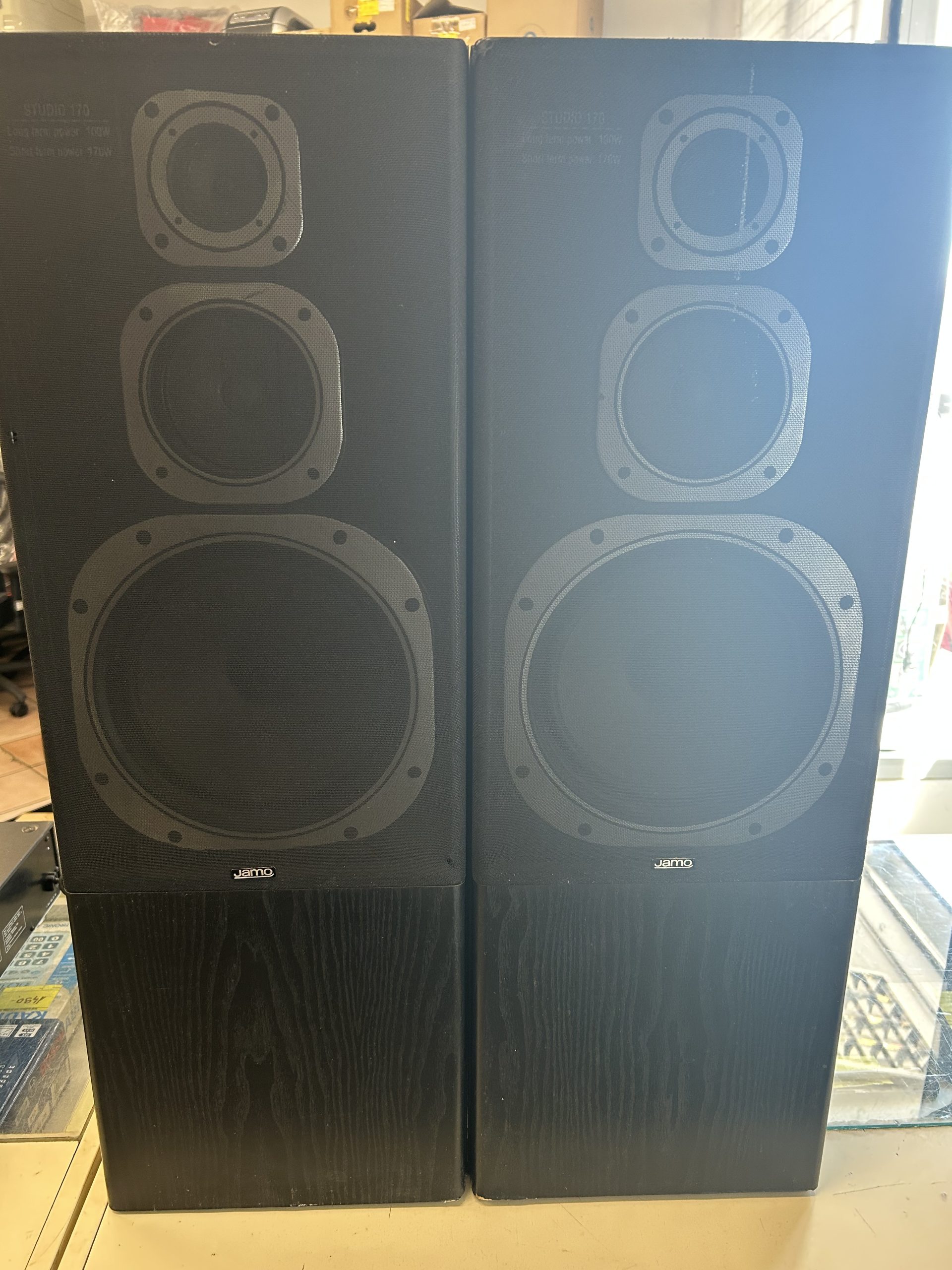 JAMO Studio 170 hangfalpár, kiemelt kép
