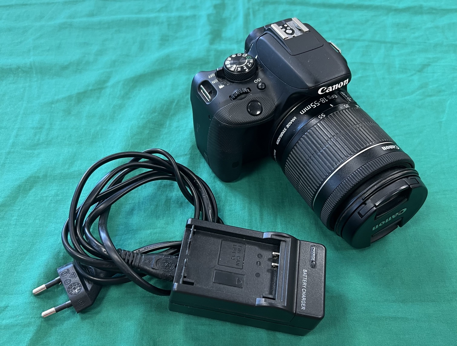 Canon 100D fényképezőgép 18-55IS STM Objektívvel, kiemelt kép