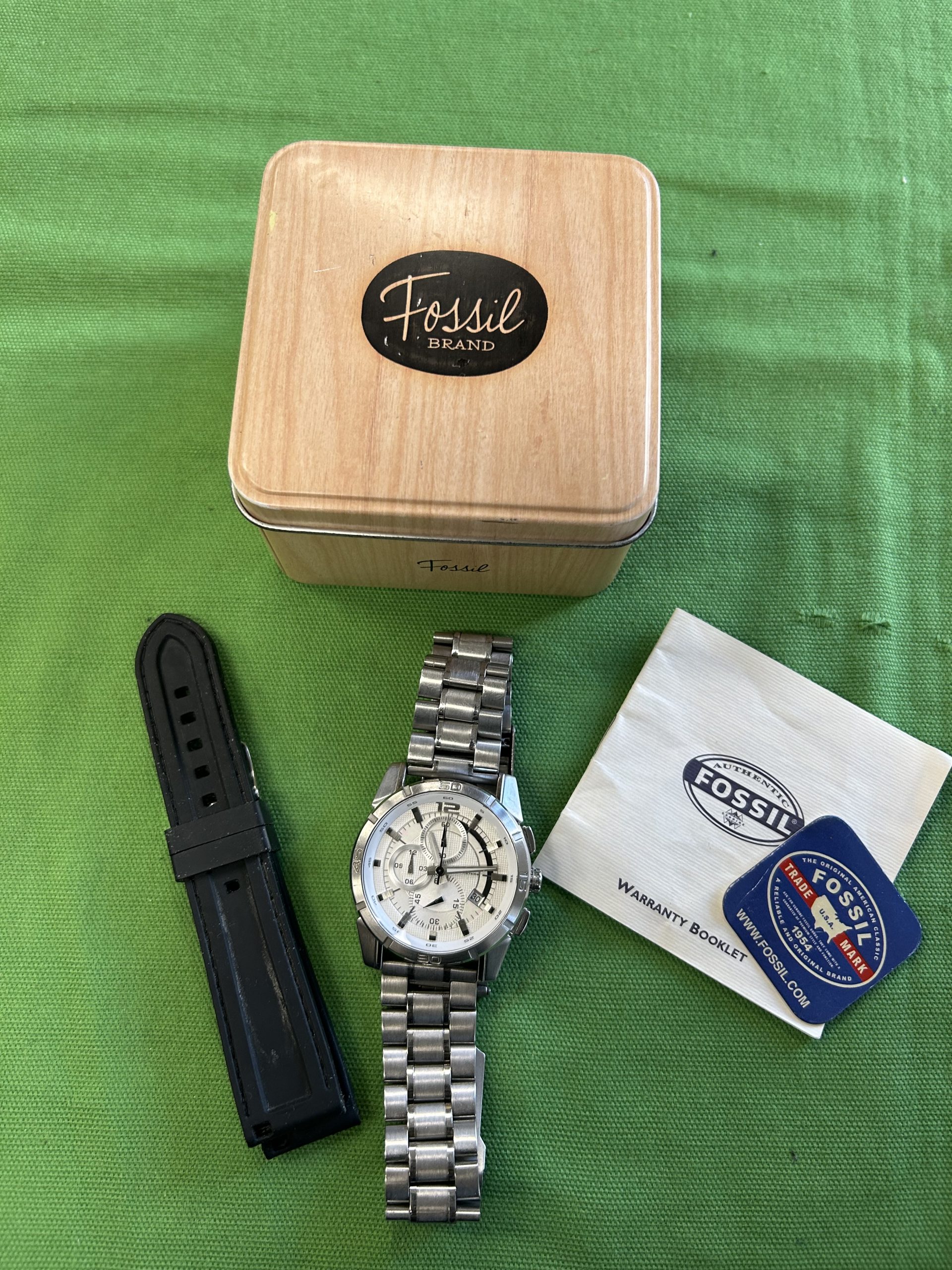 Fossil CH2520 Férfi karóra, kiemelt kép