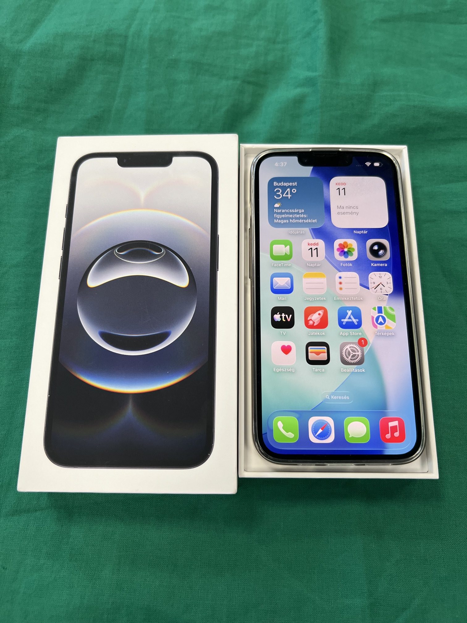 Apple Iphone 16E 128Gb Mobiltelefon, kiemelt kép