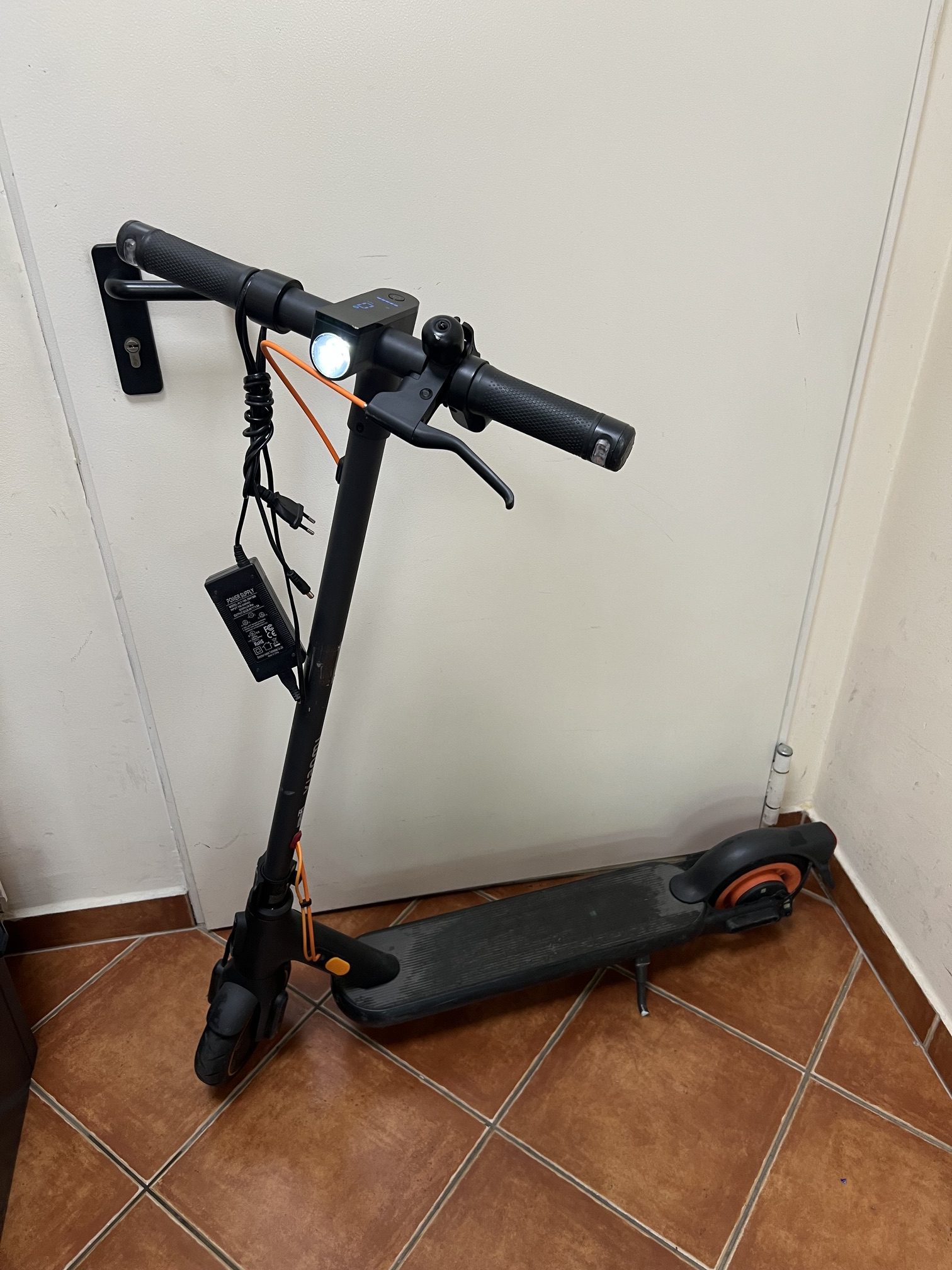 Xiaomi Mi Electric Scooter 4 elektromos roller, kiemelt kép