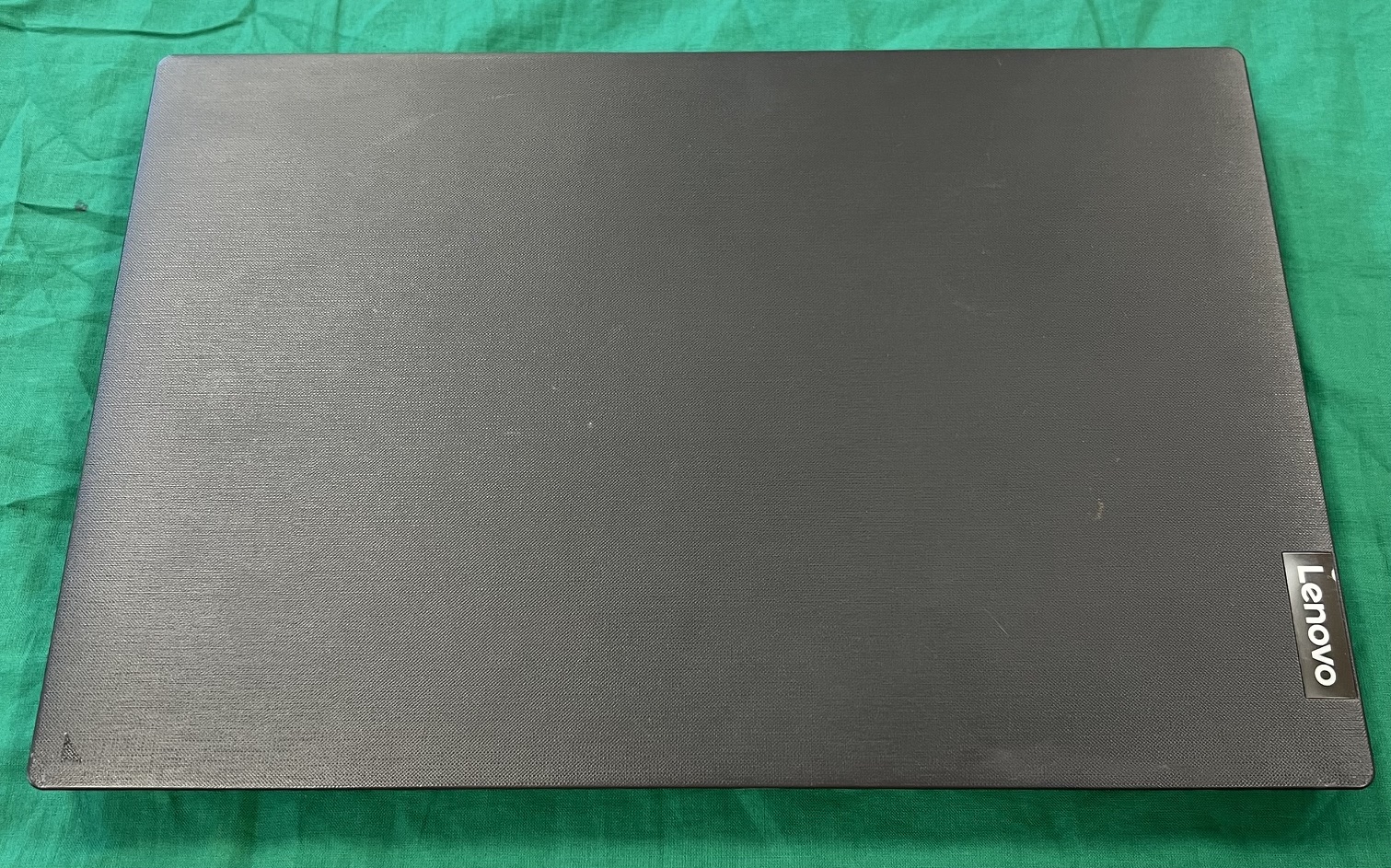 Lenovo LaptopV15-ADA  4/256Gb, kiemelt kép