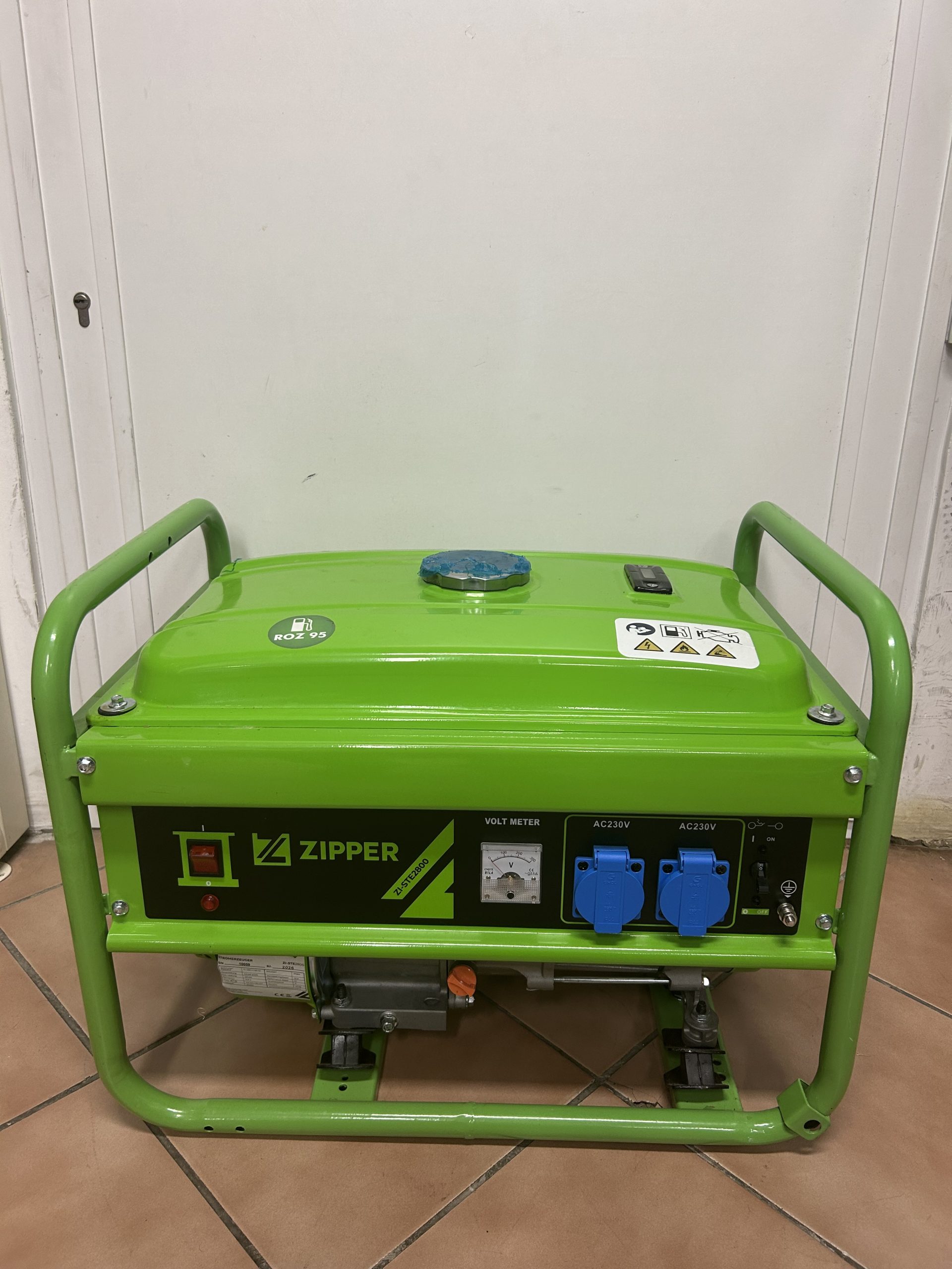 Zipper ZI-STE2800 áramfejlesztő-Aggregátor benzines 2,8 kW, kiemelt kép