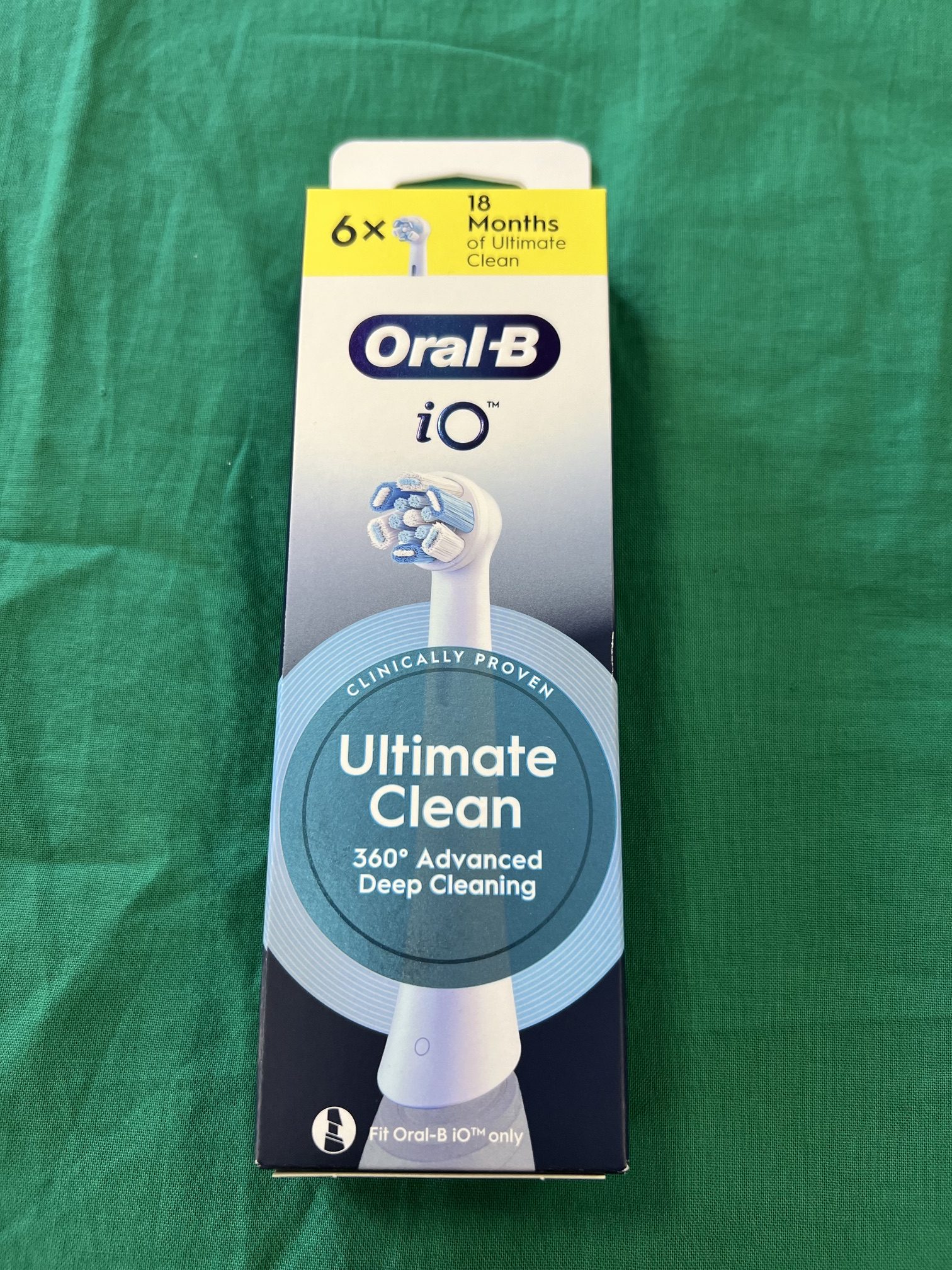 Új Oral-B iO elektromos fogkefe fej, kiemelt kép