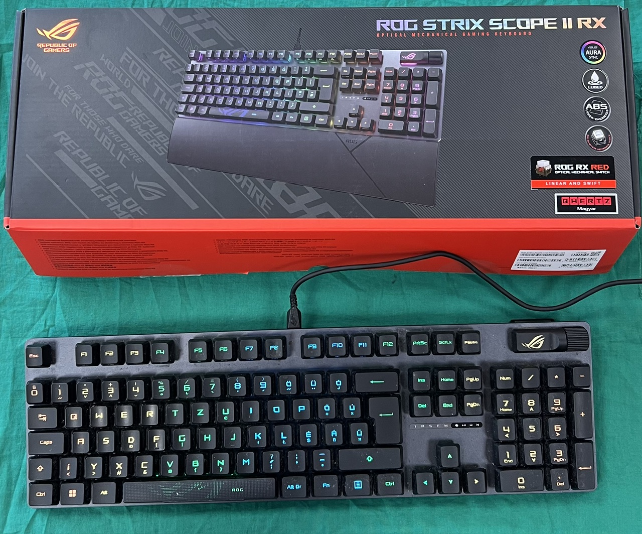 Rog Strix Scope II RX billentyűzet, kiemelt kép