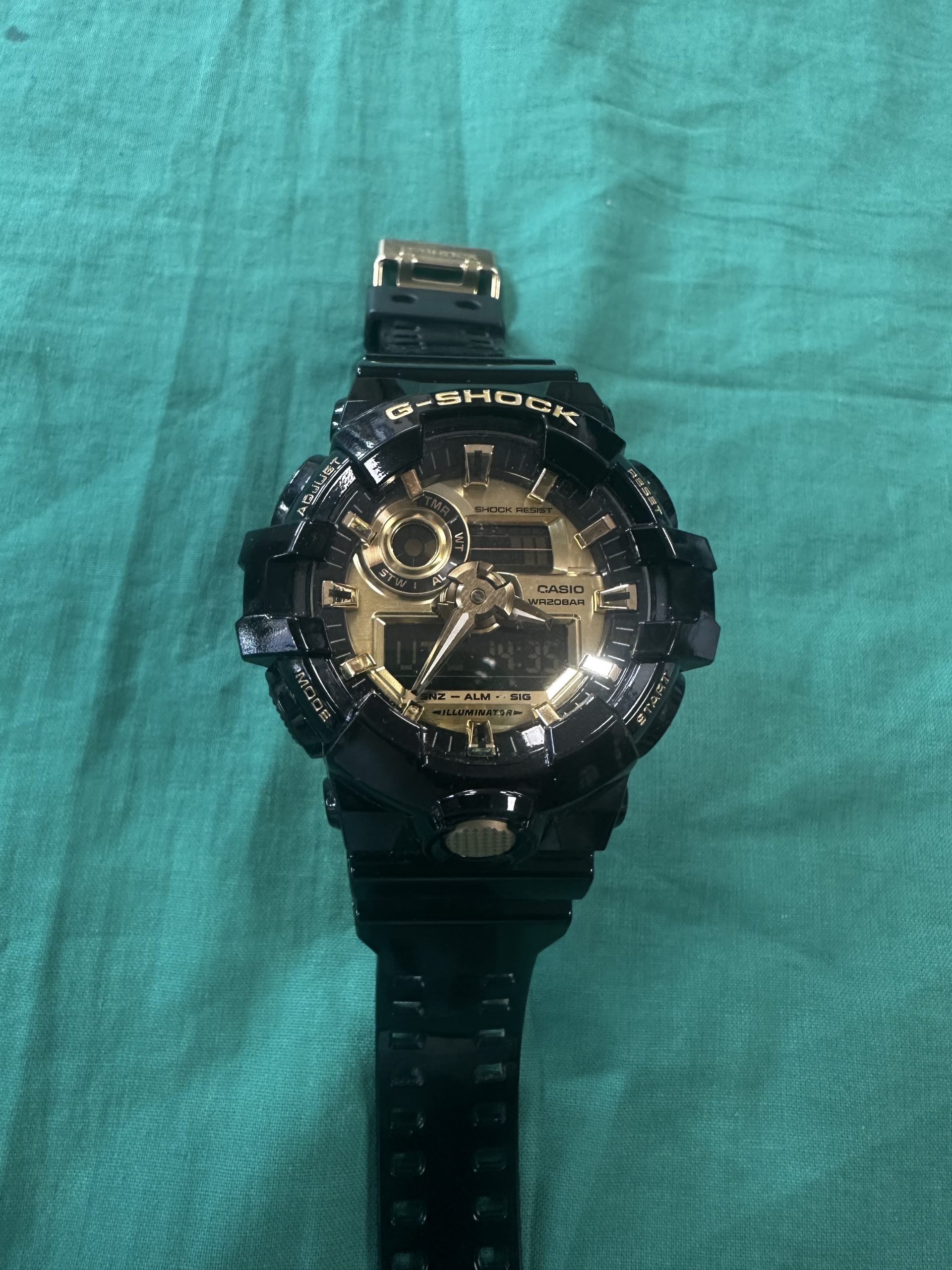 Casio GA-710GB-1AER férfi karóra, kiemelt kép