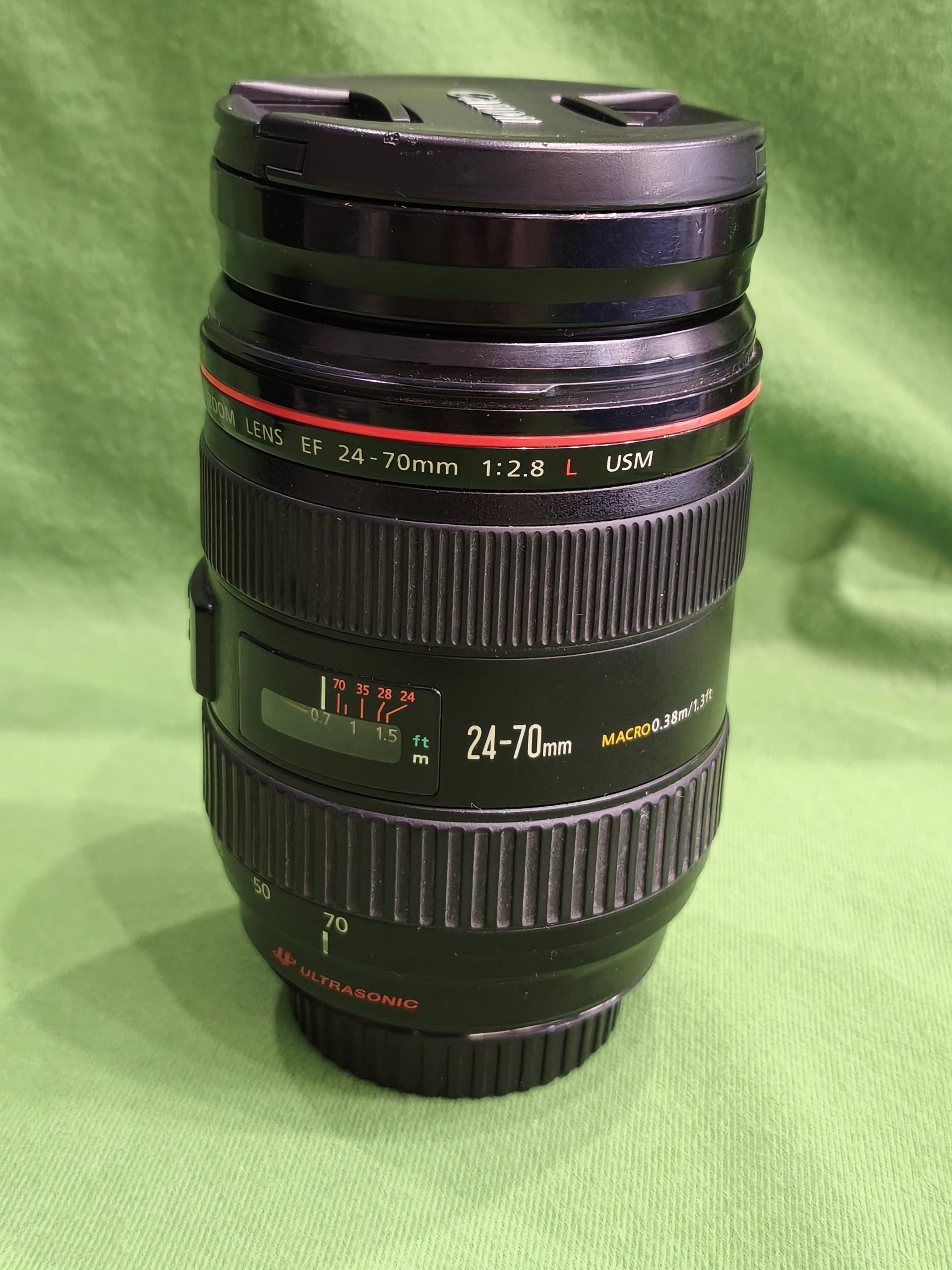 Canon EF 24-70mm f/2.8 L USM objektív, kiemelt kép