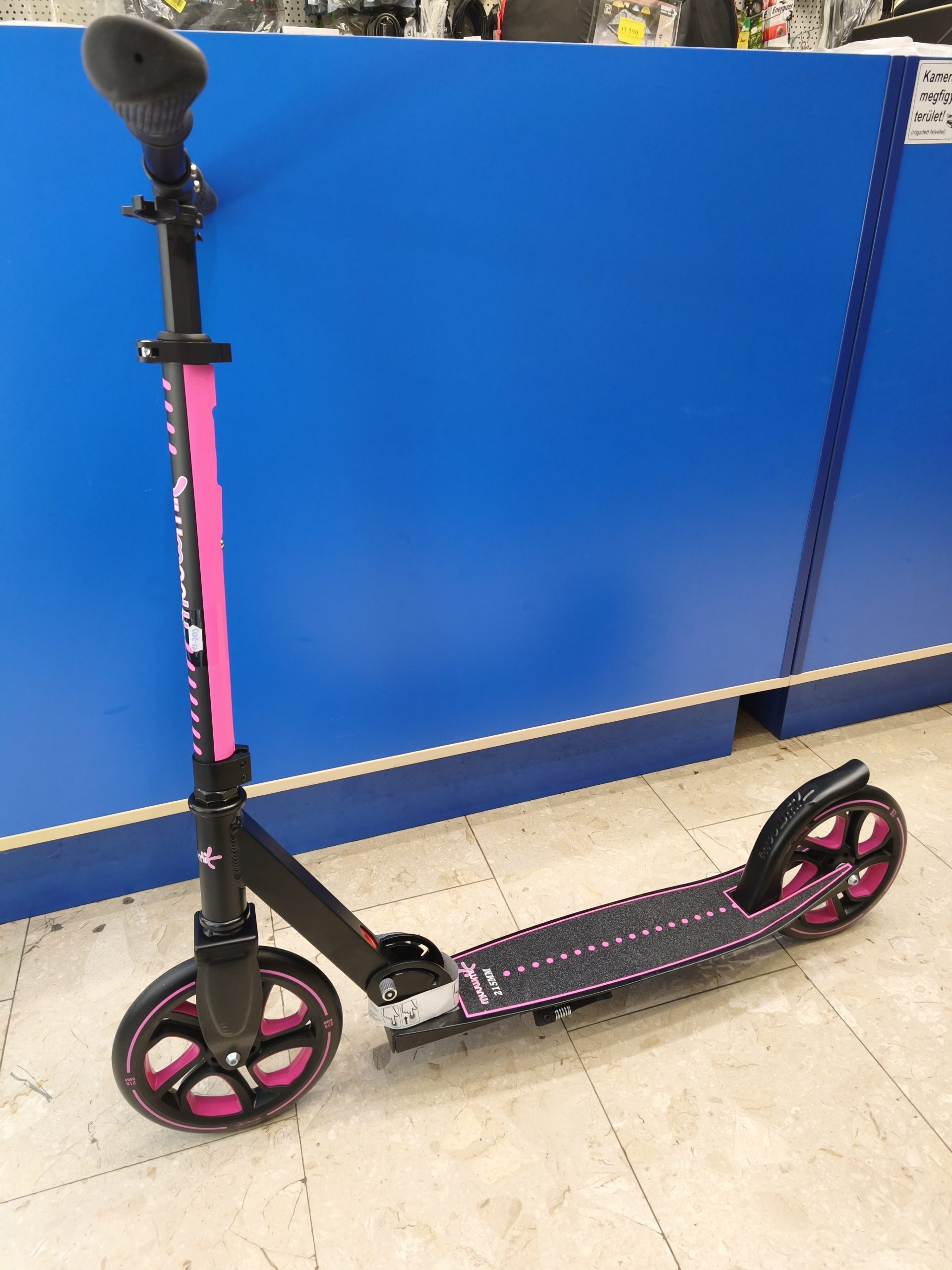 Muuwmi Pro 215 hagyományos roller (rózsaszín/fekete), kiemelt kép