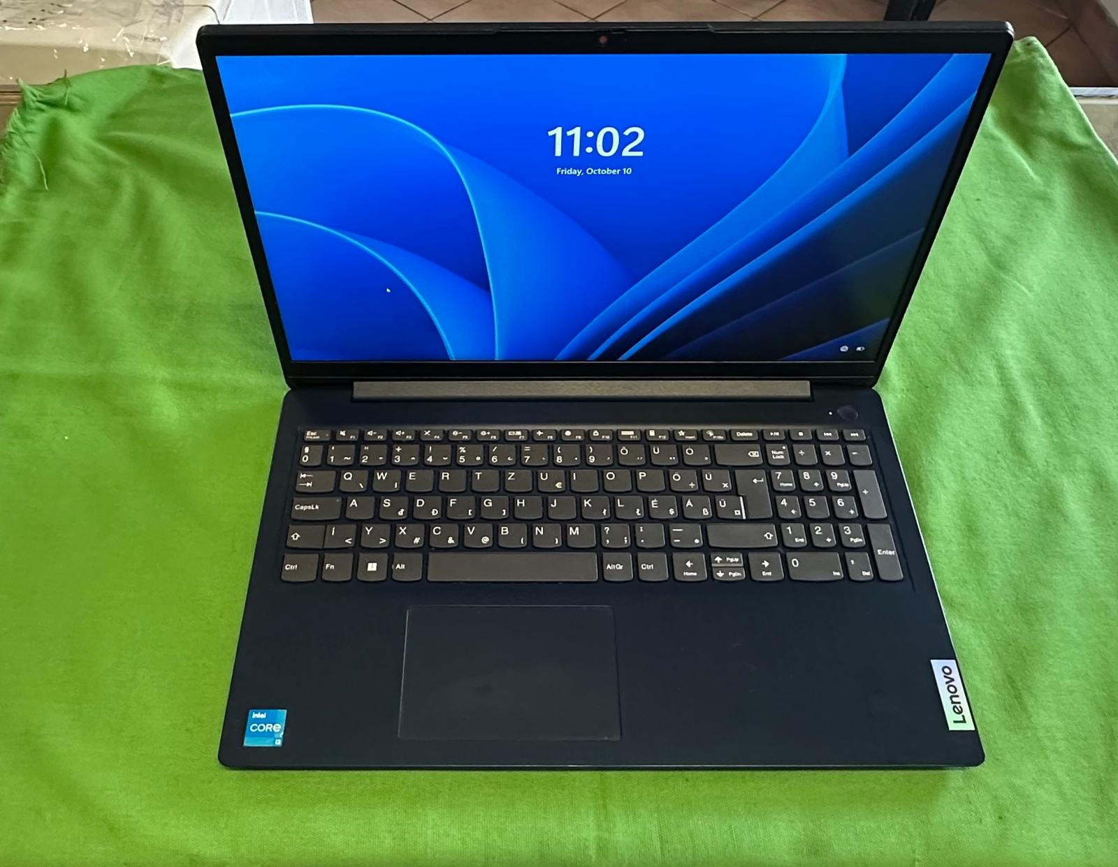 Lenovo laptop i3-11, 4GB RAM, 128GB SSD, kiemelt kép