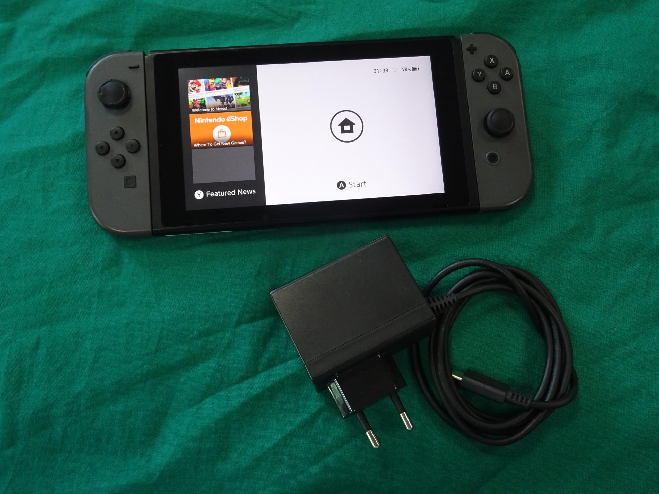 Nintendo Switch V2 hac 001 Játékkongol, kiemelt kép